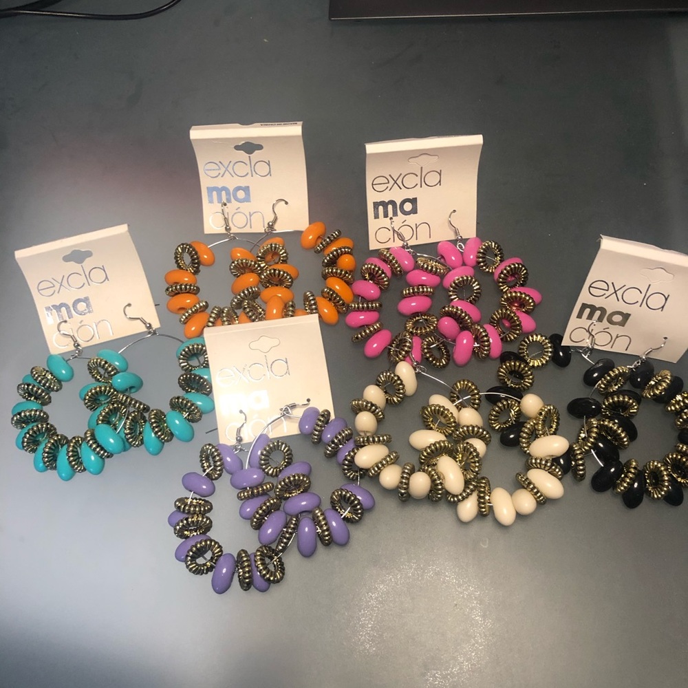 NWOT Colorful Hoop earrings w/ colorful beads